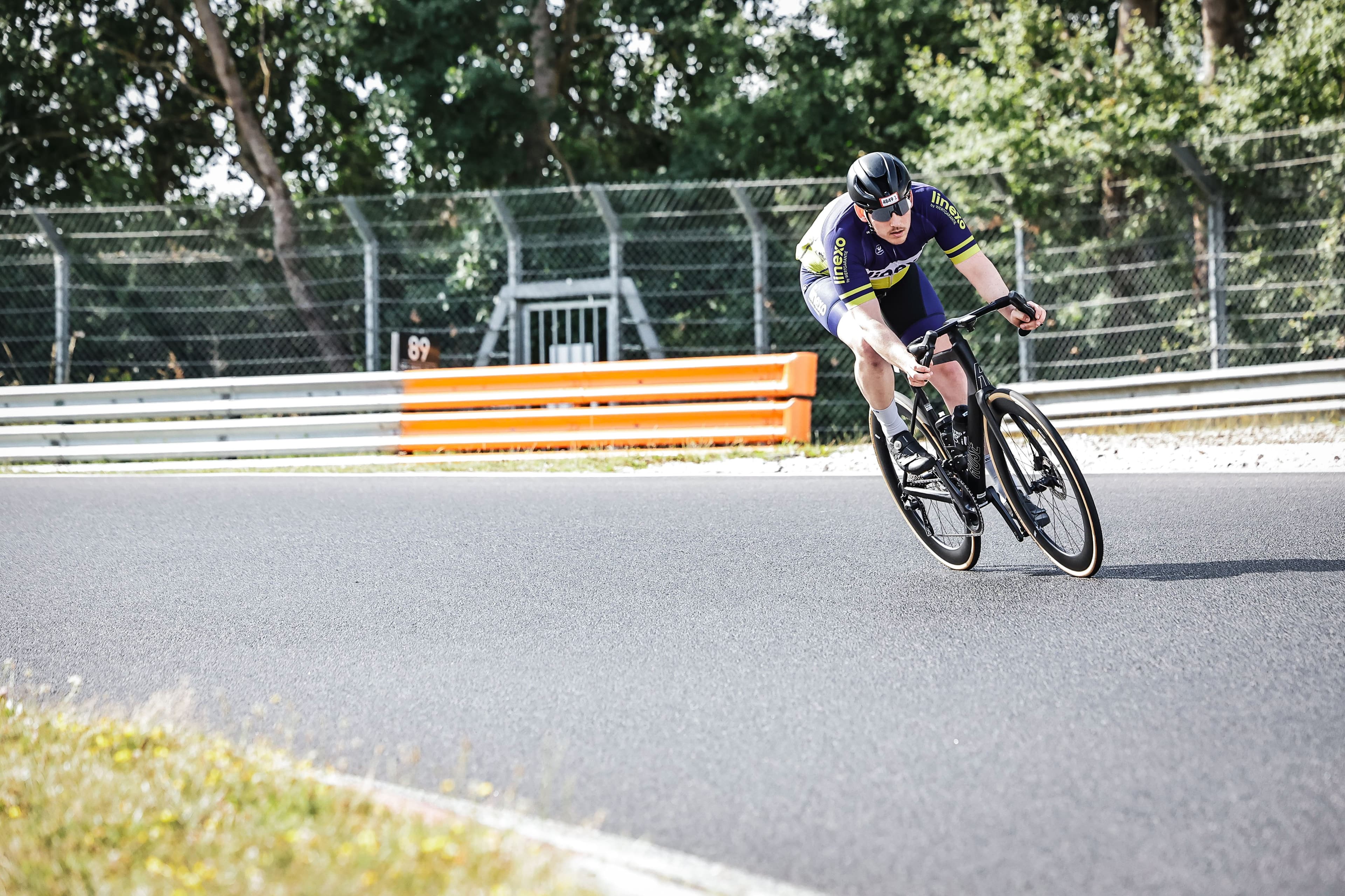2025_08_Magazin_Rad-am-Ring_6.JPG