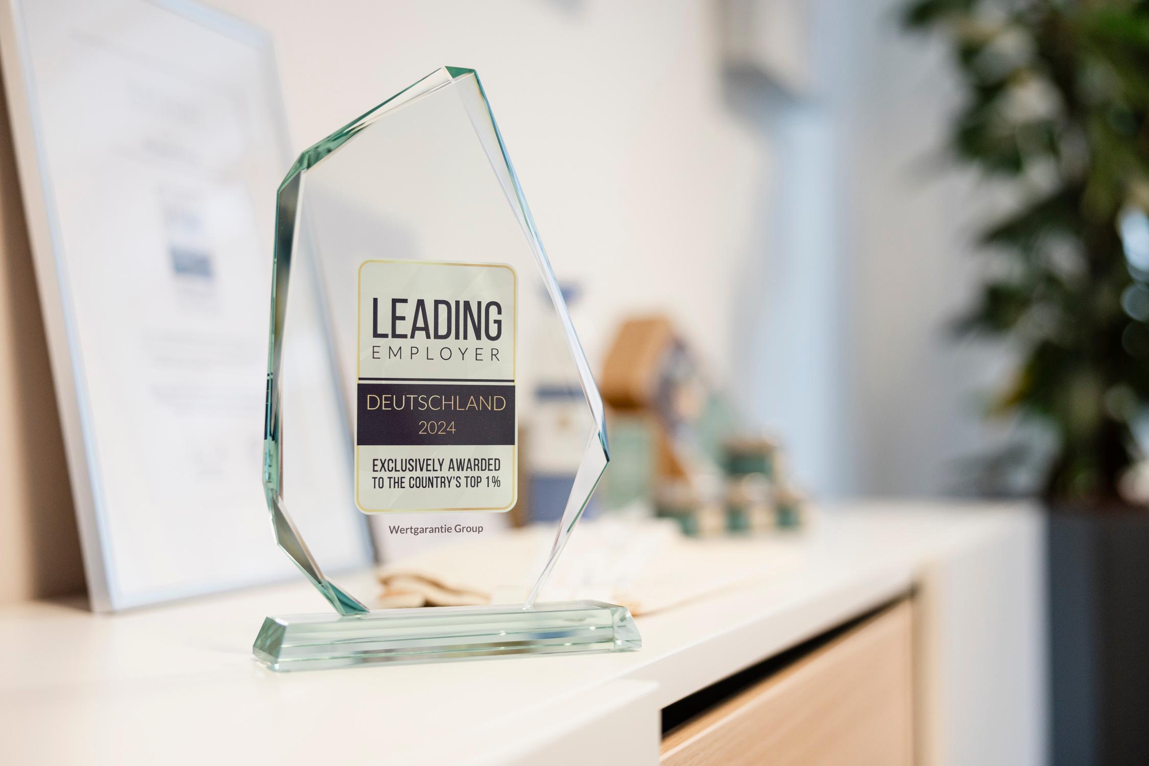 2024_02_15_Leading-Employer-Award-8.jpg